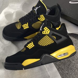 Jordan Air 4