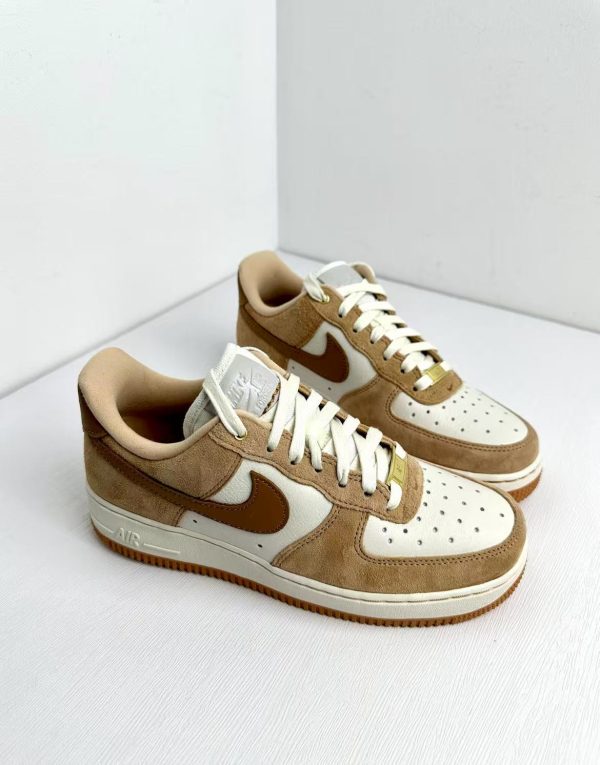 Nike Air Force 1 lxx "vachetta tan" low top sneakers women's beige